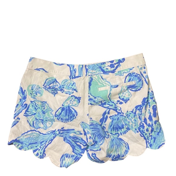 Lily Pulitzer Buttercup shorts with scalloped hem - Picture 2 of 8